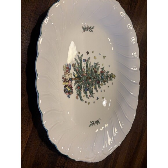 NIKKO Happy Holidays Swirl Christmas Tree Oval Platter - 14.25" x 9.5" - Picture 2 of 8